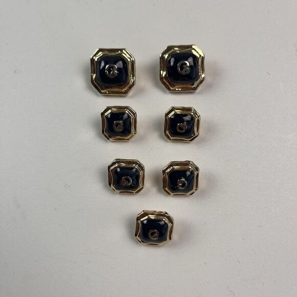 vintage ST JOHN lot of 7 piece Replacement Shank Logo Buttons Gold Navy Enamel - Picture 5 of 10